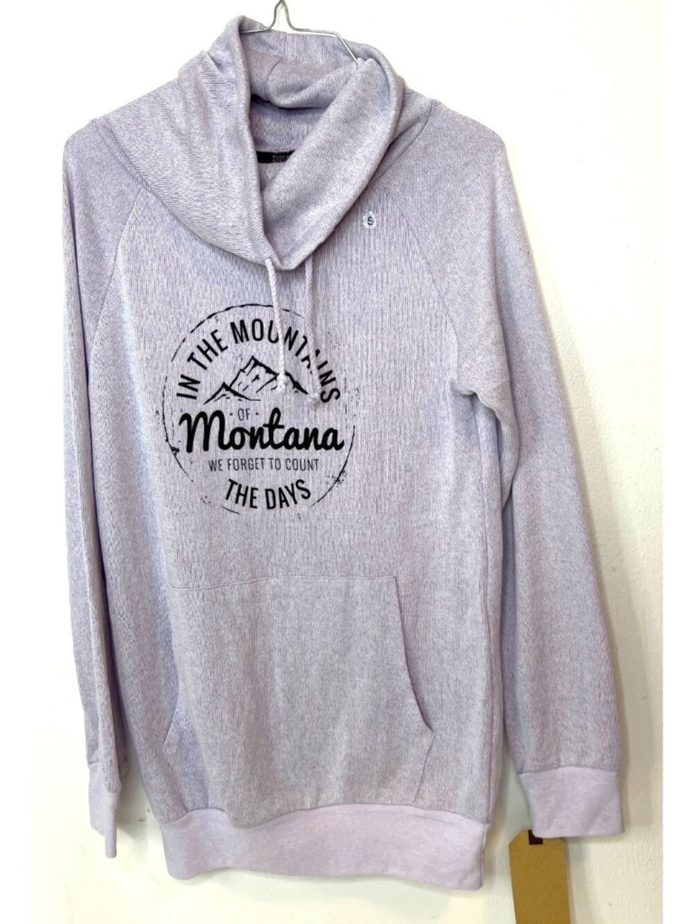 MV Sport New The Montana Scene Lilac Cowlneck Sweater Mountains Scenic Small
